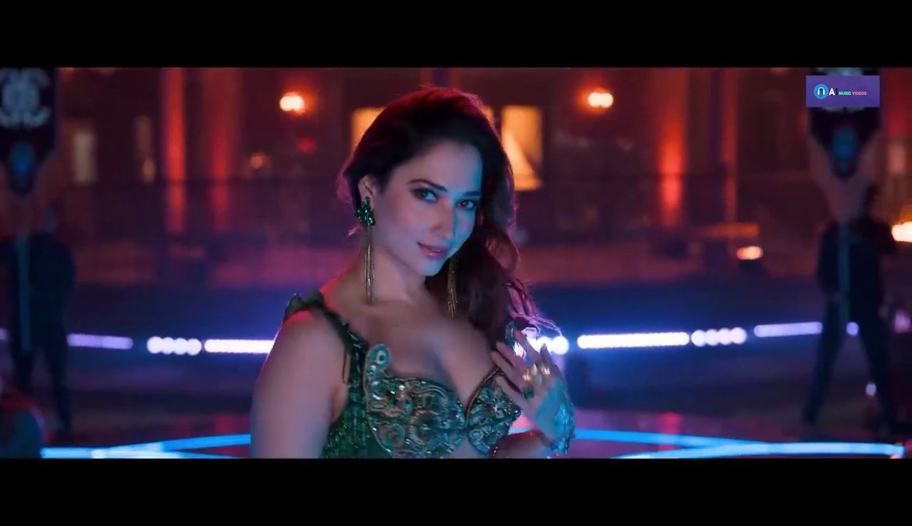 SSYouTube.online_Aaj-Ki-Raat-Full-Song-_Stree-2_Tamannaah-Bhatia_Rajkummar-Rao_Sachin-Jigar_Madhubanti_Divya_Amitabh